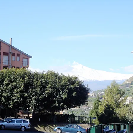 Center 4 Bedroom Penthouse, Terrace With Views Taormina