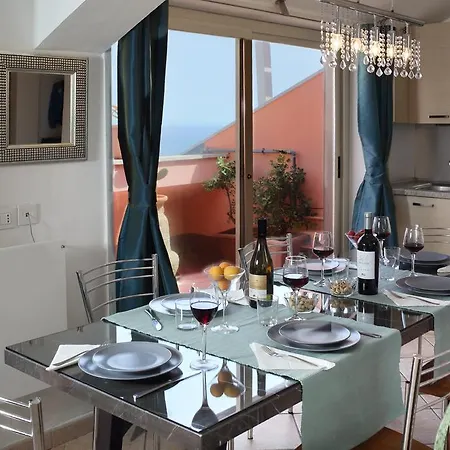 Apartment Center 4 Bedroom Penthouse, Terrace With Views Taormina